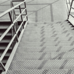 Escalera de chapa lagrimada - Acero Alpha